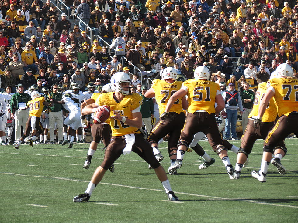 Several Wyoming Football Players Receive Honors