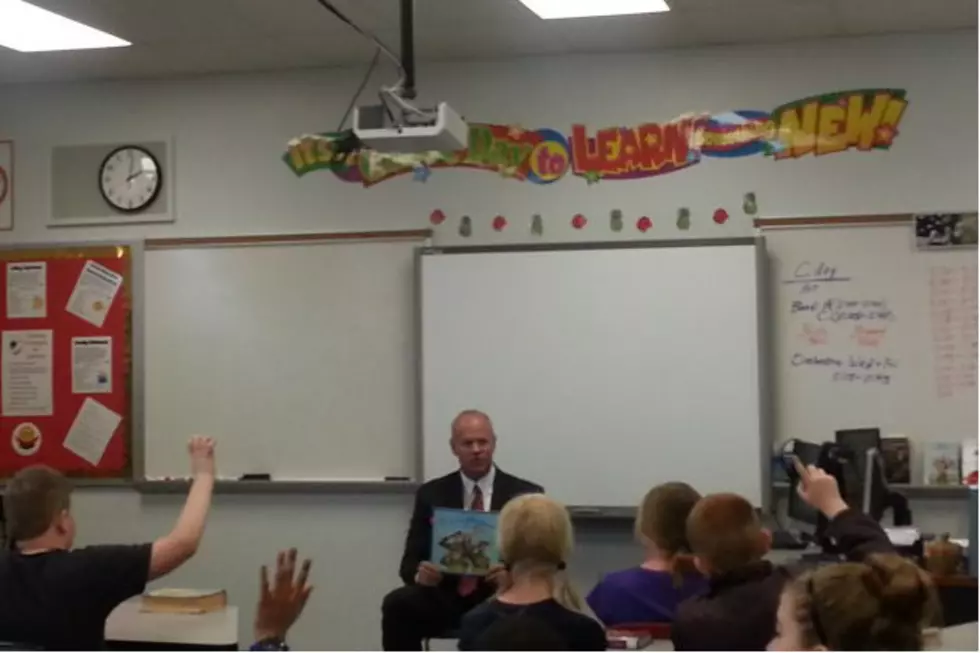 Governor Mead Visits Freedom Elementary School