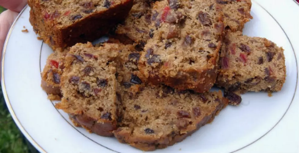 Did You Get An Unwanted Fruit Cake In Cheyenne This Year? Here’s What To Do!