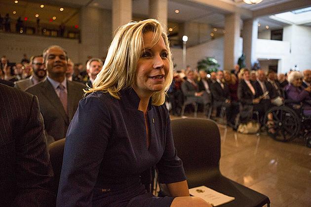 Liz Cheney Wins Dad&#8217;s Old Job as Wyoming&#8217;s Lone U.S. House Rep