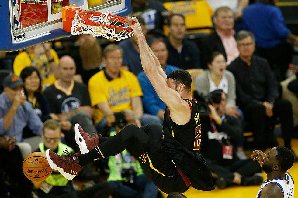 Larry Nance Jr Inks Extension to Remain in Cleveland [VIDEO]