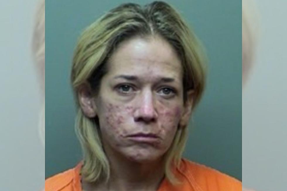 Angela Lyons Wanted On Felony Charges