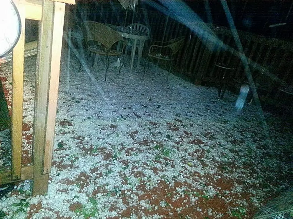 Chance For 60 MPH Winds, Small Hail In SE Wyoming Today