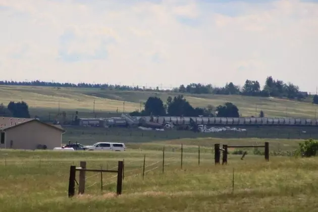 More Than a Dozen Train Cars Derail in Southeast Wyoming