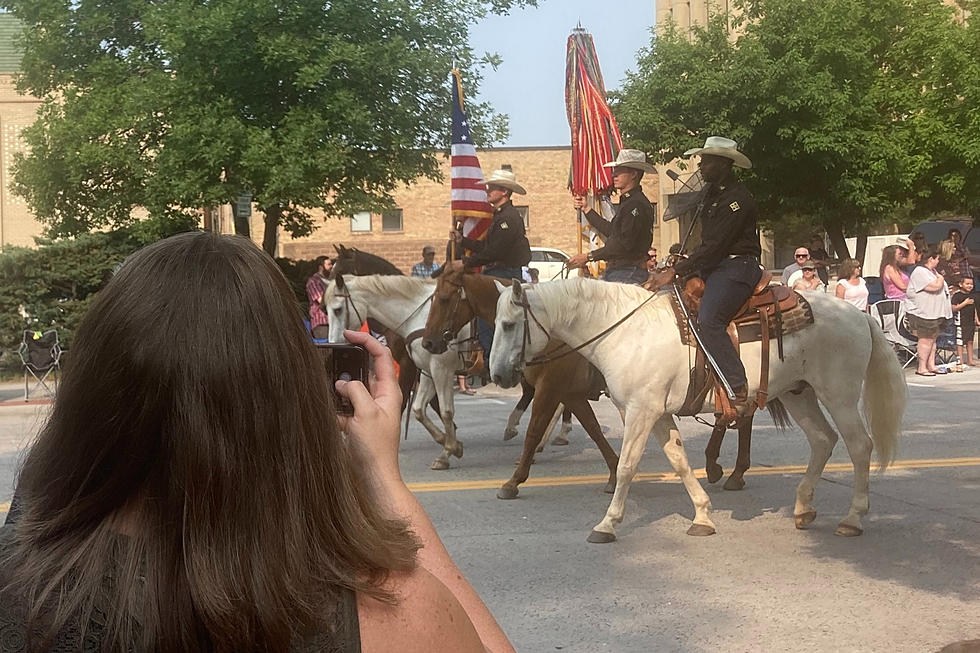 First Cheyenne Frontier Days 2021 Parade Marches Through Cheyenne