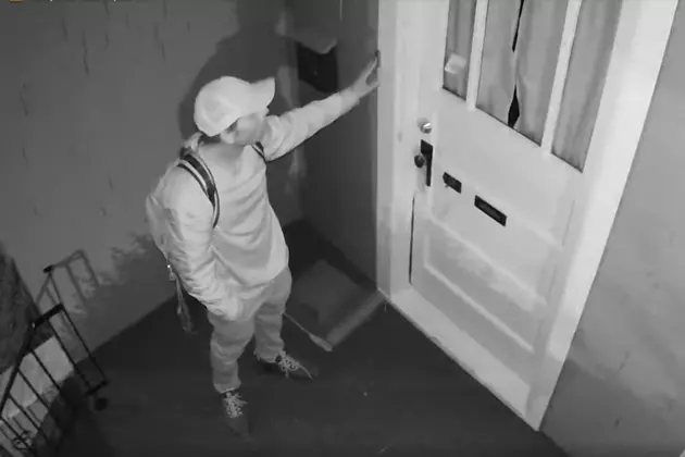 Cheyenne Police Release Video of Burglar, Ask for Help ID&#8217;ing Him