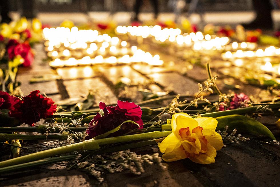 COVID-19 Candlelight Memorial to be Held at Government Plaza