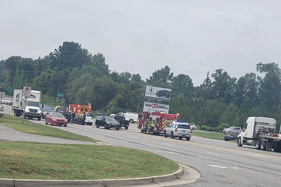 Accident Causes Delays on Lurleen Wallace Boulevard in Northport, Alabama