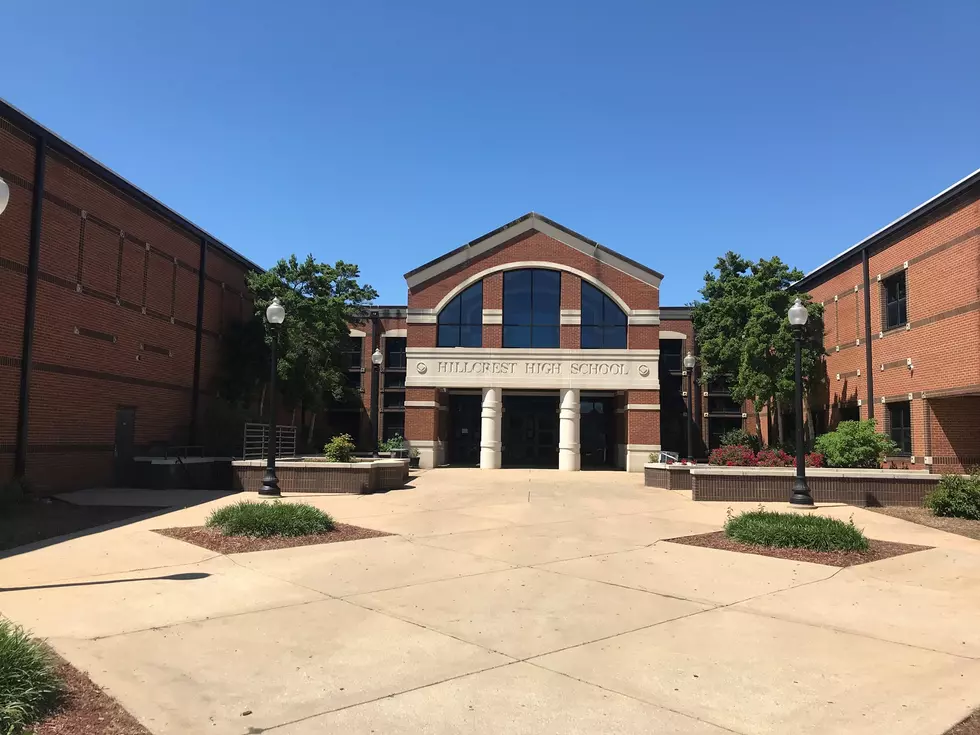 Staff Recovers Gun in Backpack at Tuscaloosa's Hillcrest High