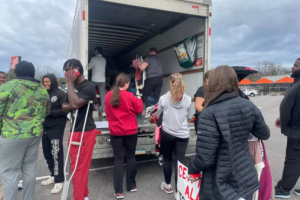 Alabama Athletes Collect Supplies for Recent Storm Victims 