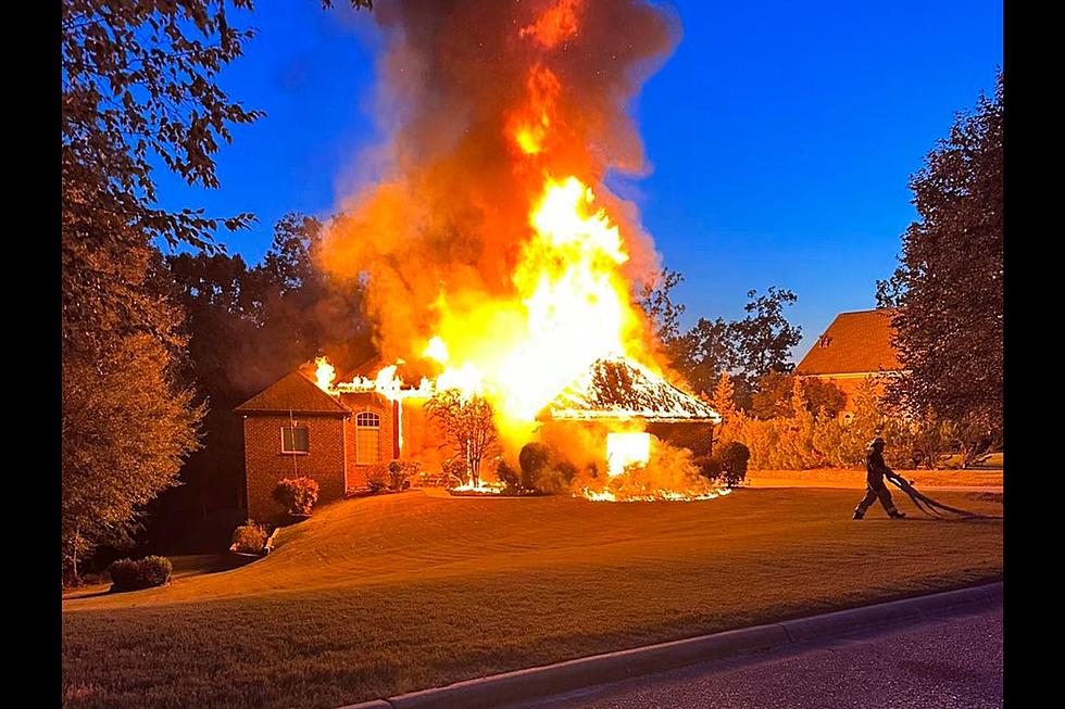 No One Hurt in Major House Fire Near Lake Tuscaloosa Monday