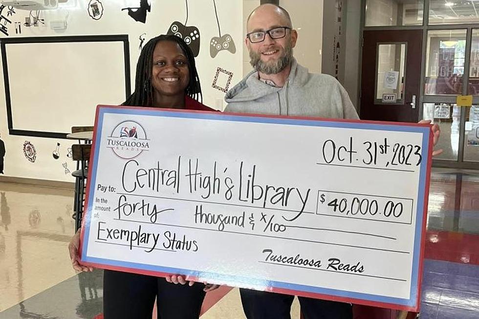 Tuscaloosa City Schools Distributes $320,000 Grant to Its 18 Libraries for New Books