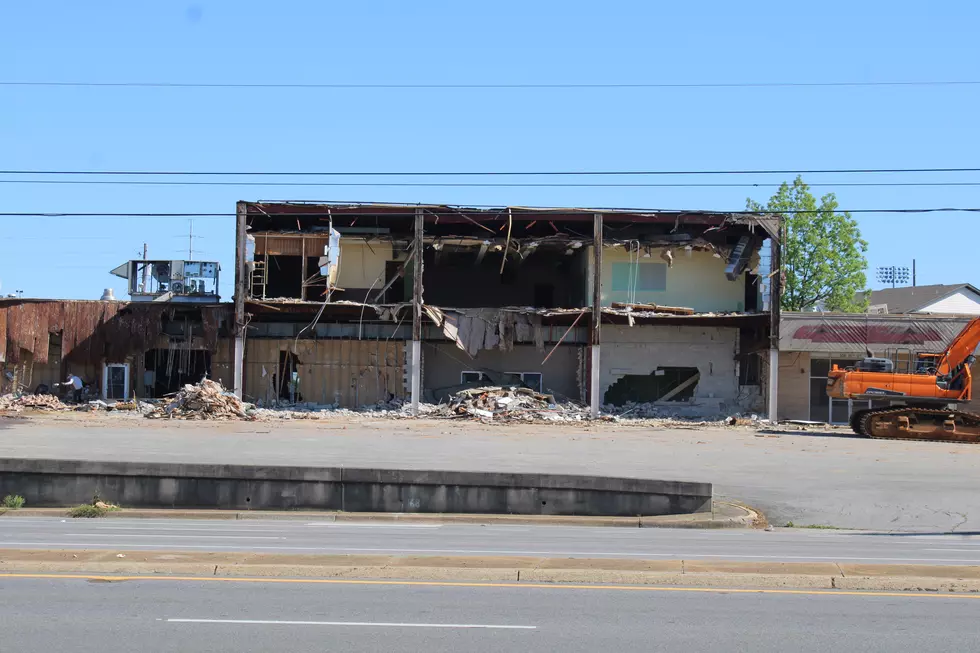 Tuscaloosa’s AMF Bama Lanes Being Demolished 5 Years After Bowling Alley Closed