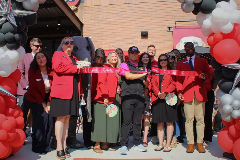 Grand Opening at Tuscaloosa’s Raising Cane’s Draws Big Crowd, Small Protest