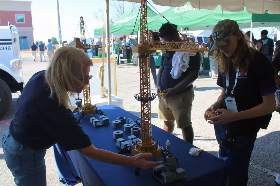 4,400 Students Explore Possible Futures at 10th WOW Career Exploration Event in Tuscaloosa