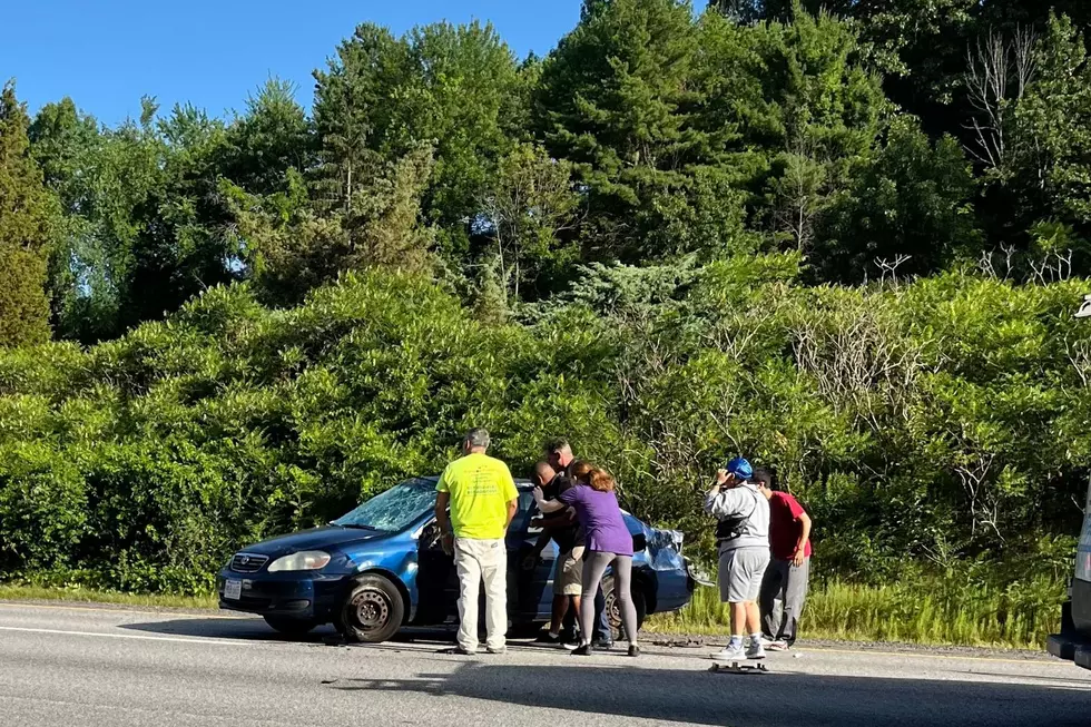 Former Sen. Scott Brown Helps Man Out of Flipped Over Car on I-495