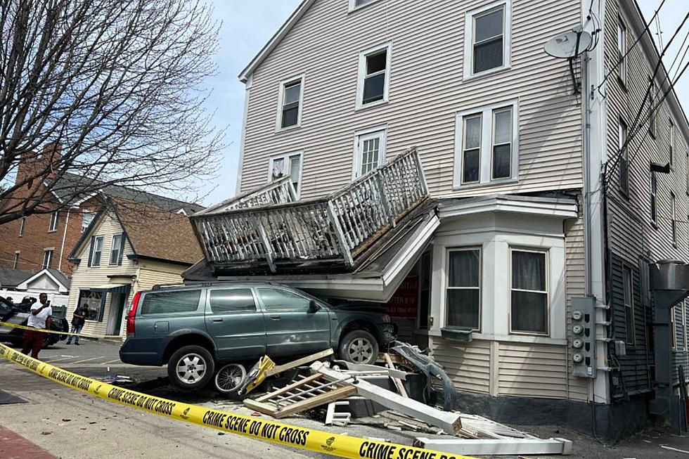Kingston, NH, Woman Crashes Into Methuen House, Charged With OUI