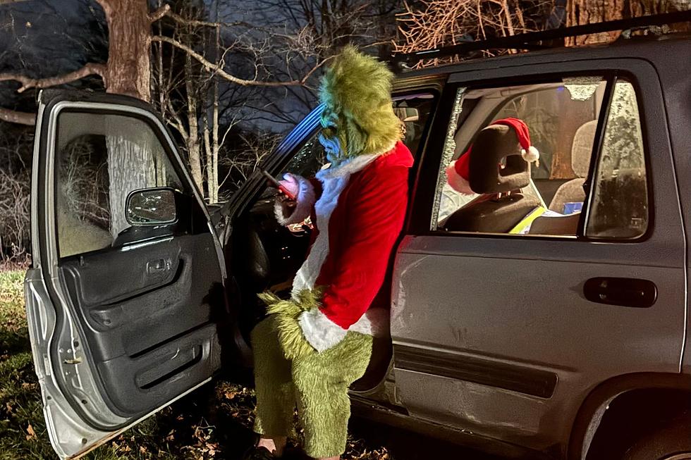&#8216;Grinch&#8217; Gets Into Exeter, New Hampshire, Crash on Christmas Day