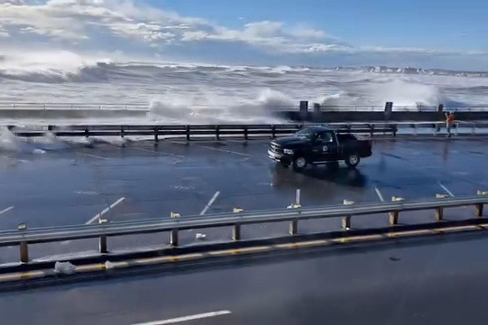 Ocean Hits Flood Level in Hampton, New Hampshire, Knocks Out Power in Maine