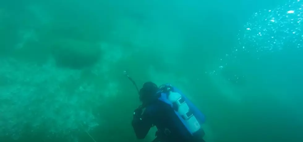 Yes, There Is a Mysterious Stonehenge-Like Structure in Lake Michigan