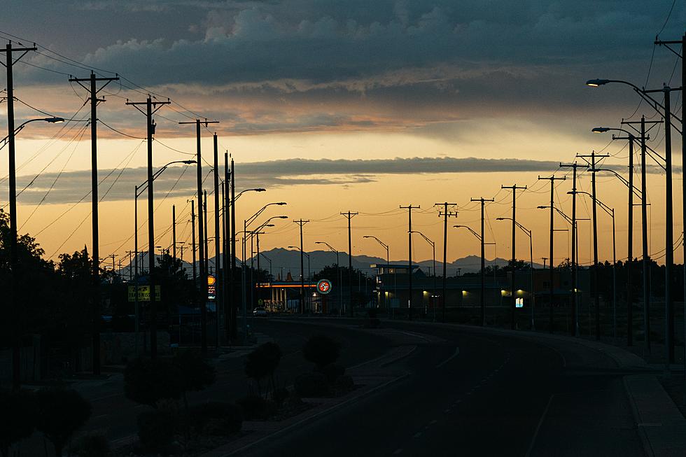 Strange Cloud or Object Seen Floating Over El Paso, Texas