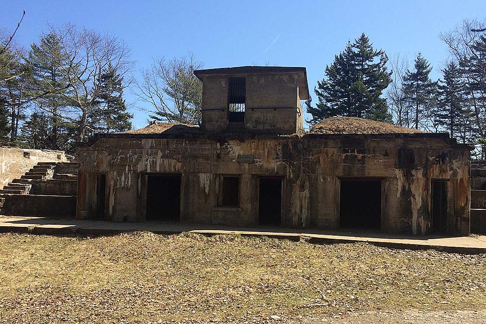 Explore This Abandoned Oceanside Military Fortress near Brunswick, Maine