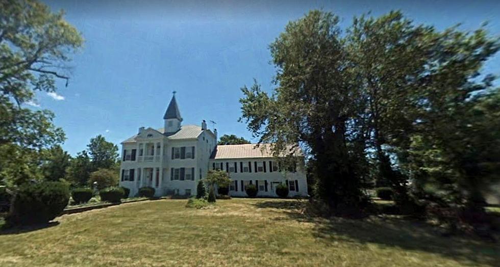 Ghost Hunters Capture Creepy Voices While Exploring Girls School in Elizabethtown, Kentucky