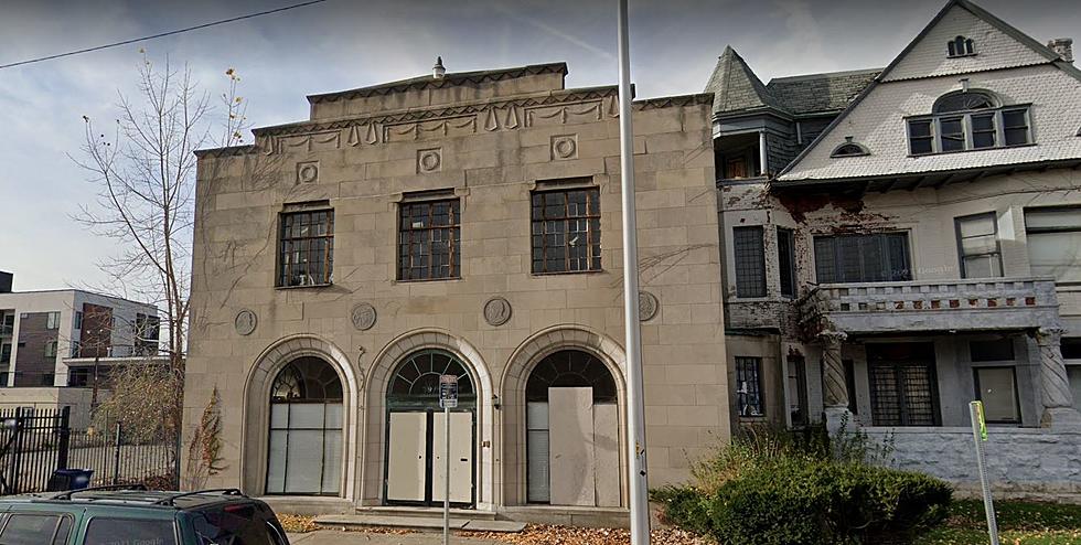 Houdini Was Embalmed in This Now Abandoned Detroit Funeral Home