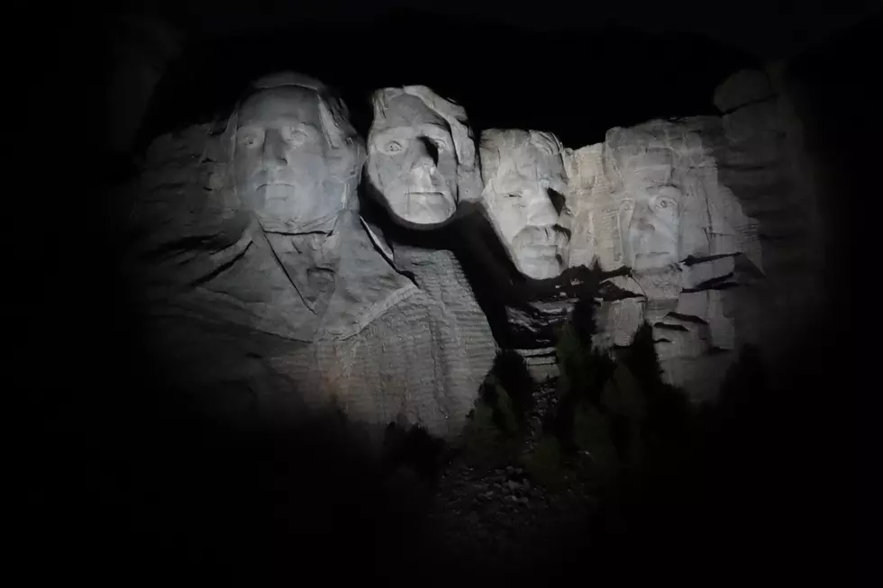 There's a Secret, Hidden Chamber Behind Mount Rushmore - Peek In