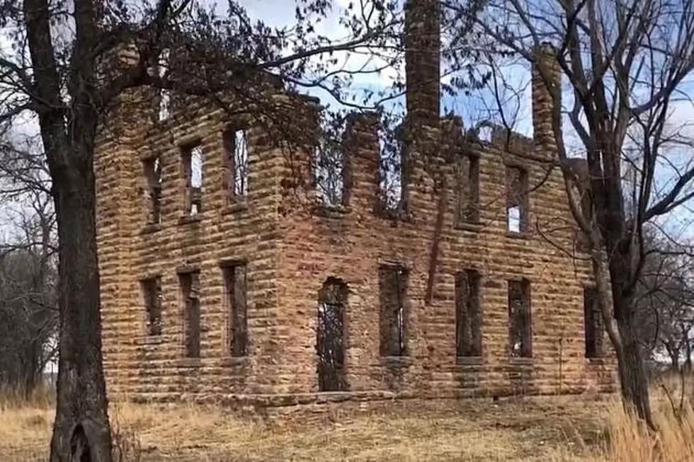 This Abandoned Mansion Could be the Most Haunted Place in Oklahoma