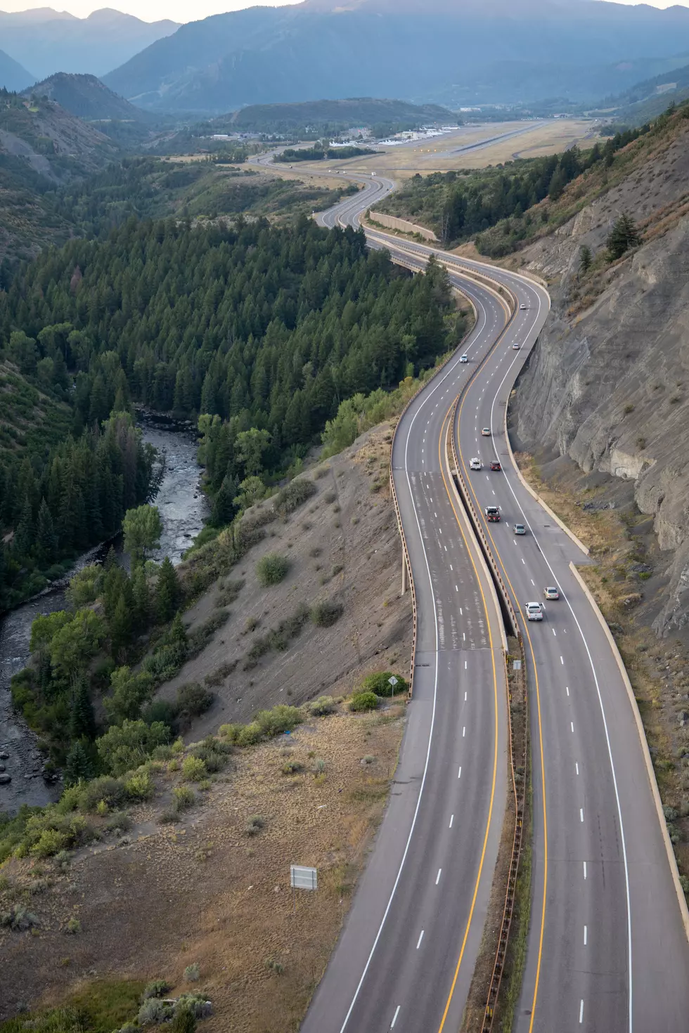 I-70 Traveler Tells of Freaky UFO Encounter Just Outside Grand Junction, Colorado